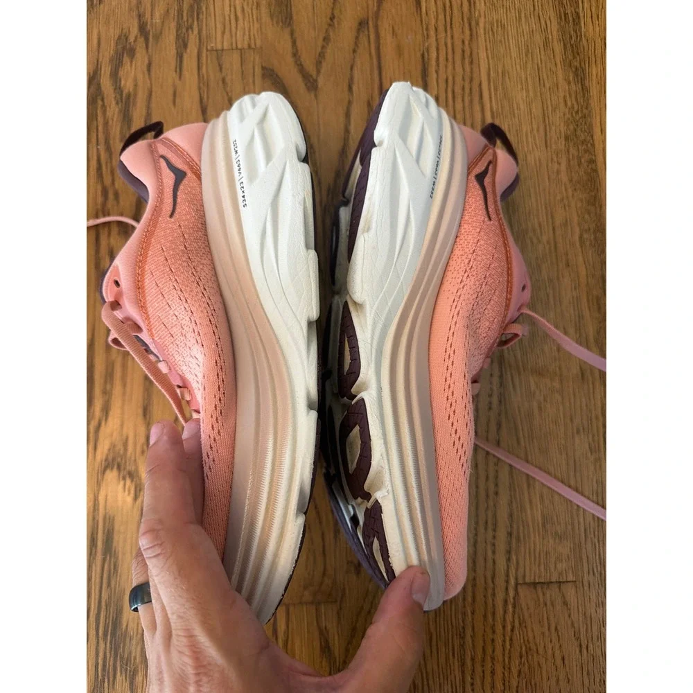 Hoka Bondi 8 Womens Running Shoes Elderberry Peach Coral 1127952 EPCL Size 8.5B